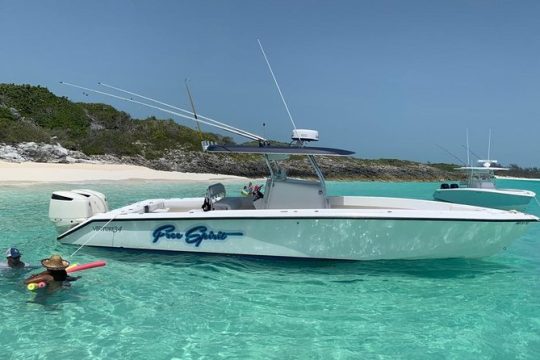 Private Speedboat Adventure for Snorkeling or Fishing in Nassau - 34ft boat
