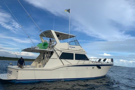 Private Boating Adventure for Snorkeling or Fishing in Nassau - 55ft boat