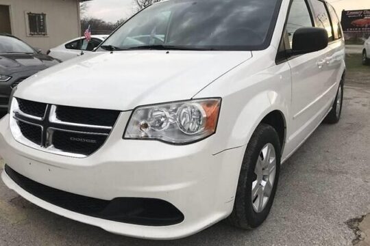 One Way Private Airport Transfer for 4 People or Less