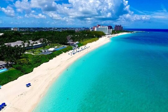 Round Trip Private Airport To Hotel Transfer in Nassau
